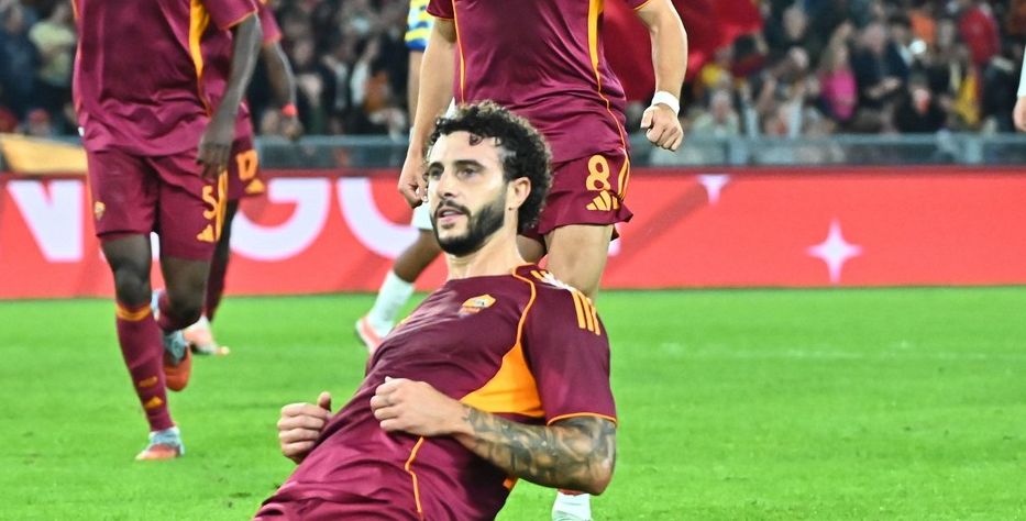 Roma savladala Parmu i izjednačila se s Napolijem na vrhu, vrijedan trijumf Juventusa