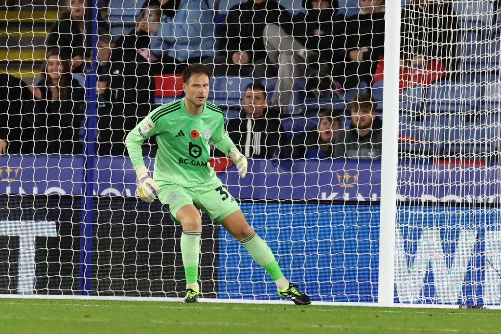 Asmir Begović upisao nastup nakon 558 dana