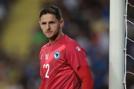 Kenan Pirić ove zime bi mogao promijeniti sredinu