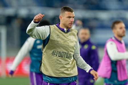 Problem su finansije: Cagliari i Genoa odustaju od Džeke