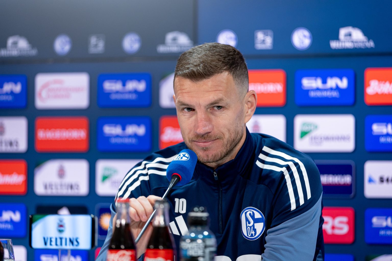 Džeko: Niko me nije morao ubjeđivati, od prvog dana sam želio doći ovdje i pomoći ekipi