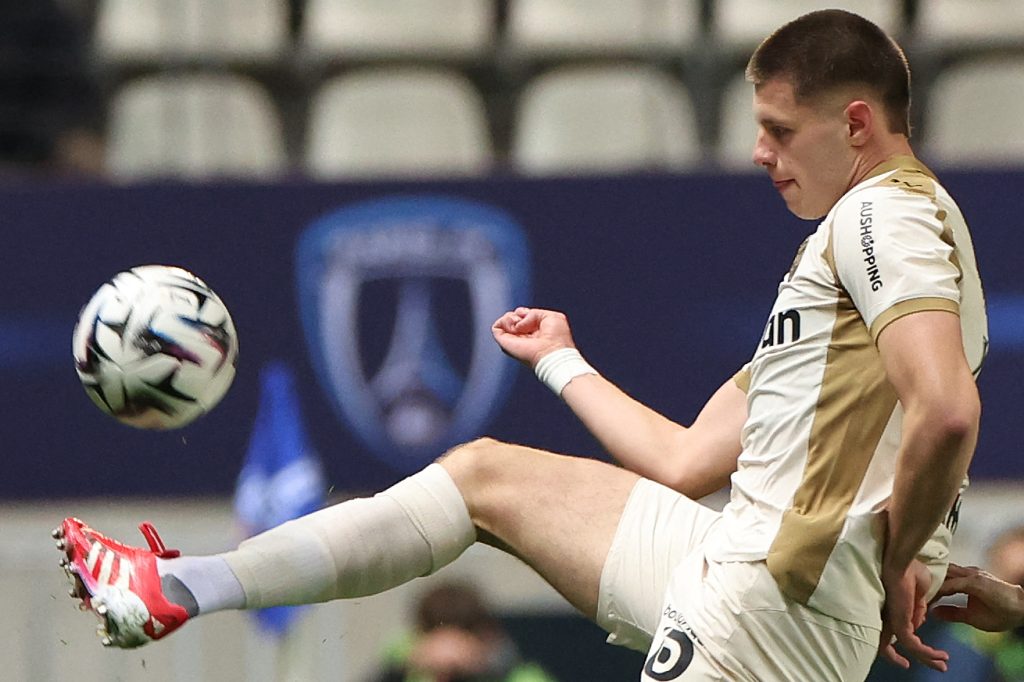 Čelik debitovao za Lens u Ligue 1, njegov klub preuzeo vrh tabele