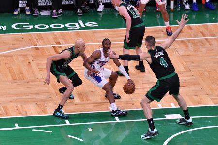 Spursi prošli u narednu rundu, Celtici propustili prvu šansu da izbace 76erse