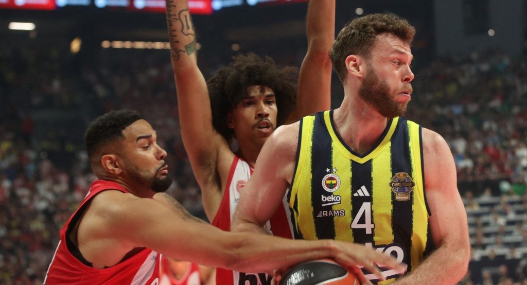 Olympiacos savladao Fenerbahce i izborio finale Eurolige