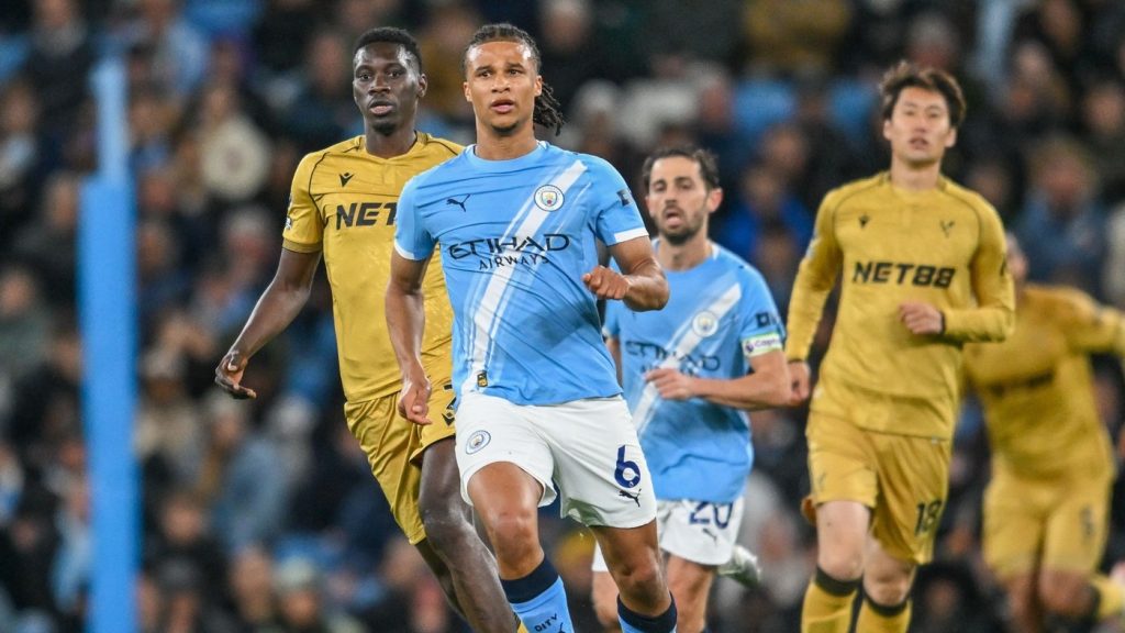 Ake napustio Manchester City i pojačao redove turskog velikana