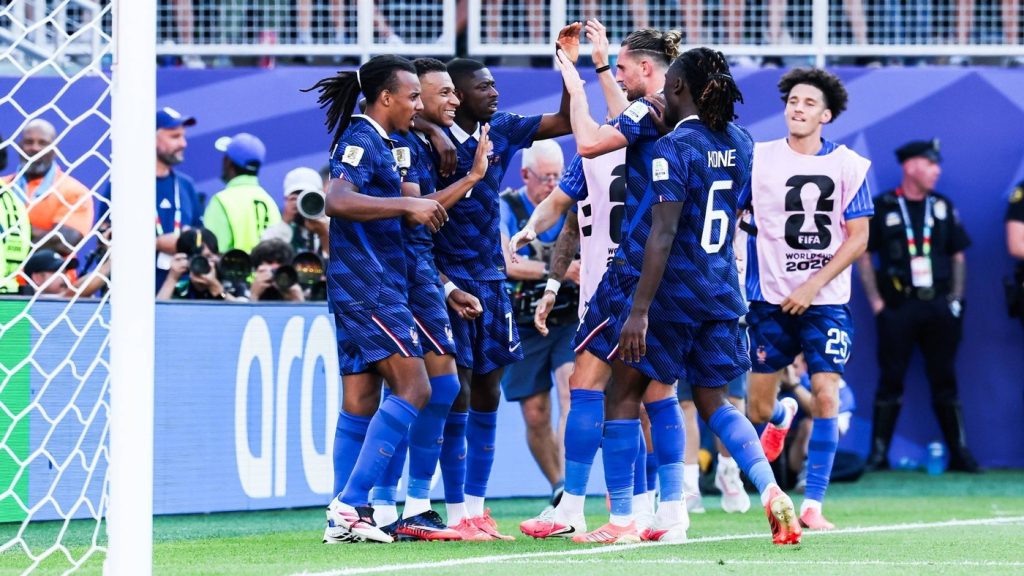 Mbappe s bijele tačke odveo Francusku među osam najboljih