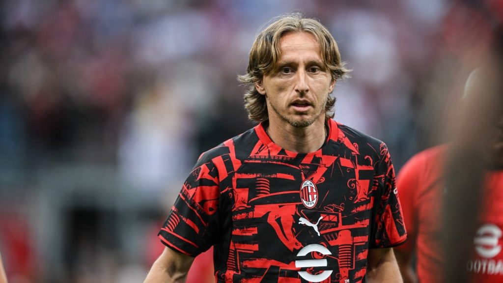Luka Modrić produžio ugovor s Milanom
