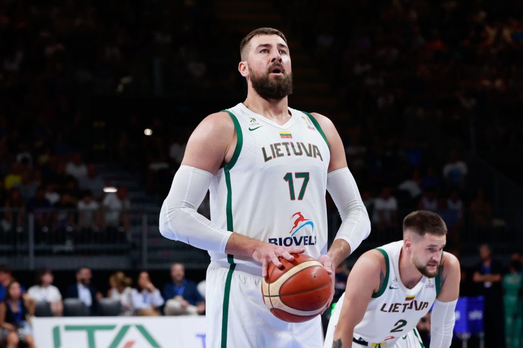 Nakon rastanka s Denverom: Jonas Valanciunas se vratio u Evropu