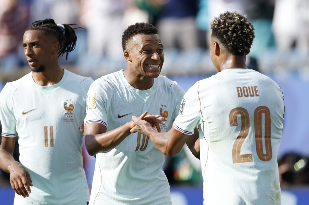 Mbappe i Dembele srušili Maroko: Francuska prvi polufinalista SP