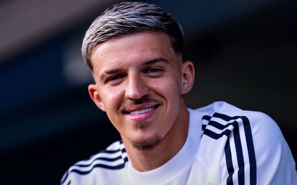 Gotovo je: Leeds United predstavio Tarika Muharemovića