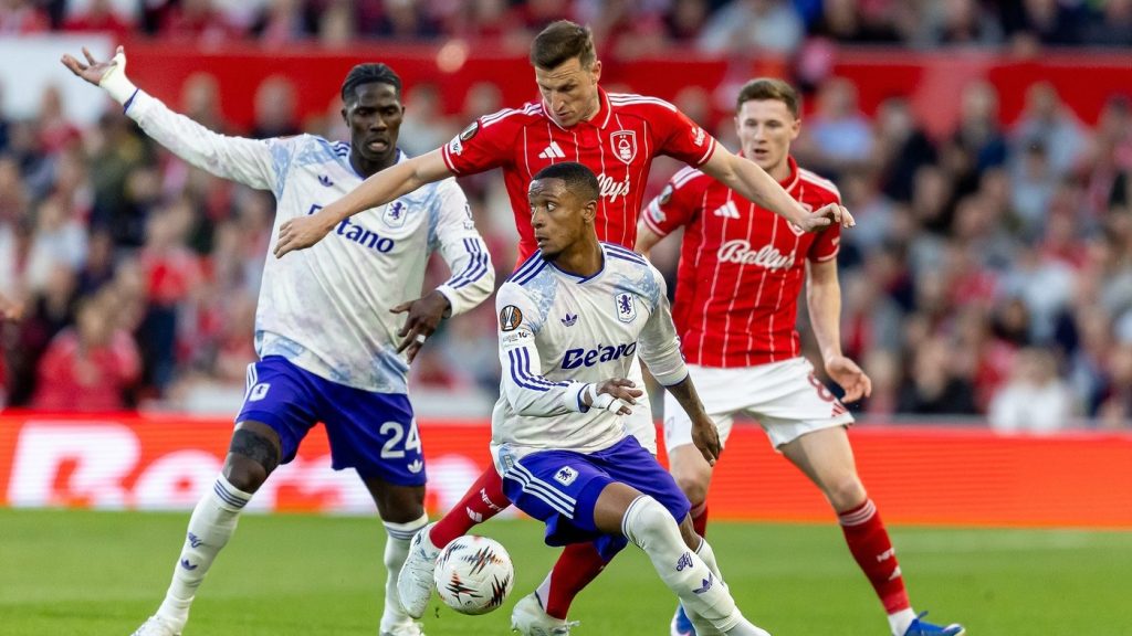 Arsenal želi defanzivca Aston Ville