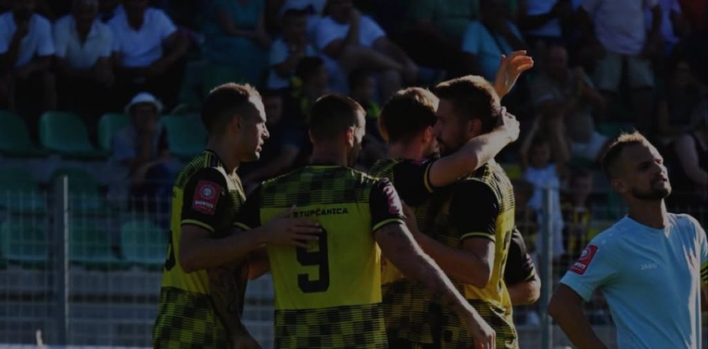 Ubjedljive pobjede Slobode i Stupčanice, Travnik slavio protiv Viteza